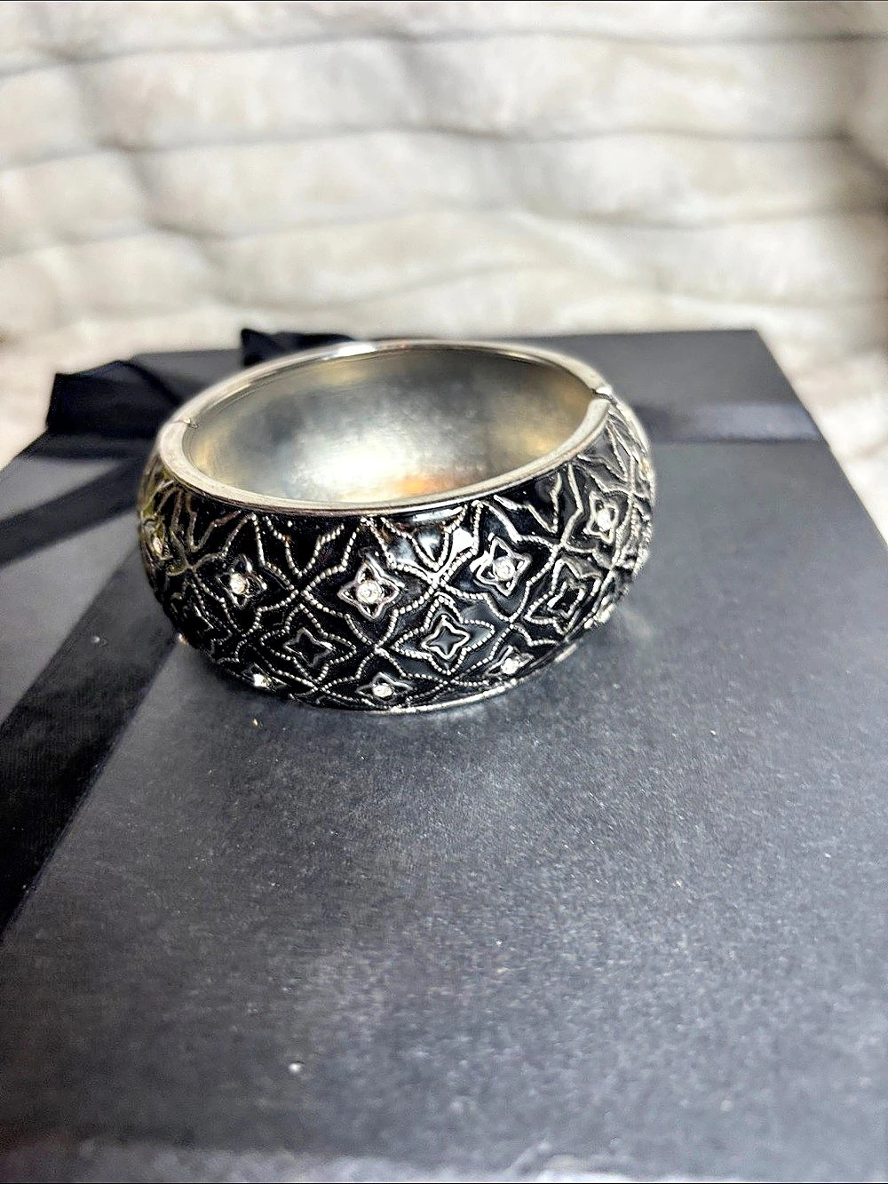 Geometric Black & Silver Bracelet Like New